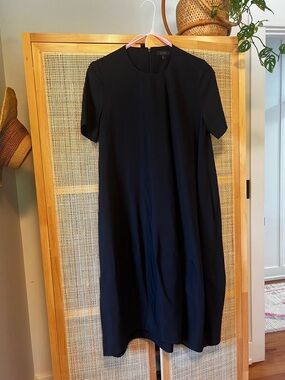 COS Black Short-Sleeve barrel dress with pockets, size 8